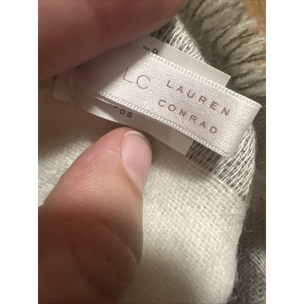 Lauren Conrad‎ Gray And Ivory SOFT Oversized Shawl Wrap 47x47